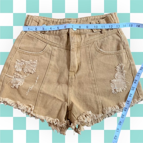 SHEIN Khaki High Rise Distressed Cutoffs XS - Picture 4 of 5